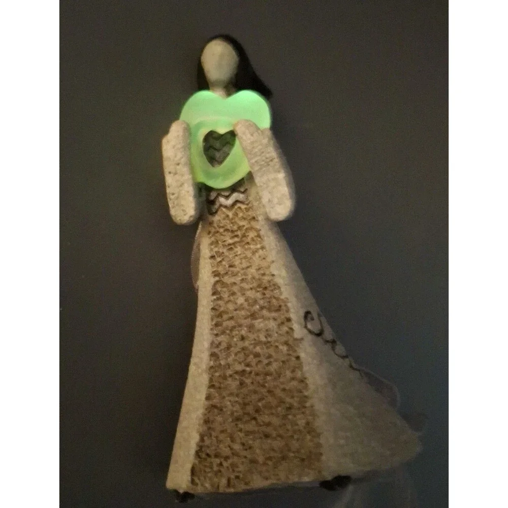 Sister ARTSTONE by Carson Home Accents with Glow In the Dark Heart, Read desc.